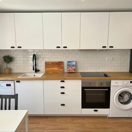 Luxury Artistic Digital Nomad Getaway W/ Terrace Apartman Lisboa Kültér fotó