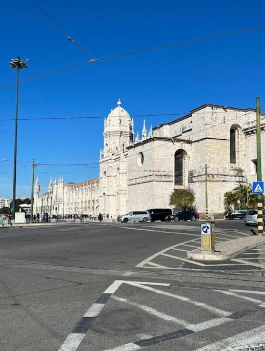 Luxury Artistic Digital Nomad Getaway W/ Terrace Apartman Lisboa Kültér fotó