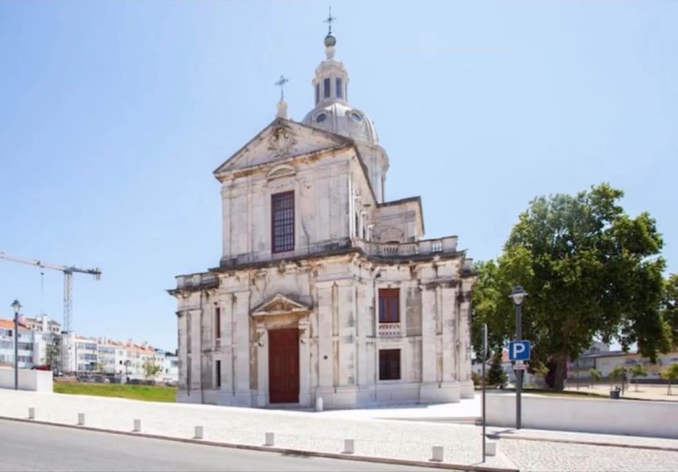 Luxury Artistic Digital Nomad Getaway W/ Terrace Apartman Lisboa Kültér fotó