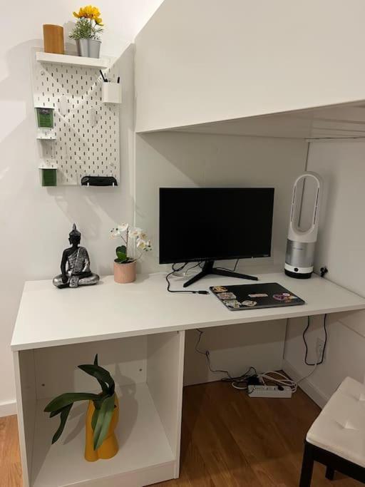Luxury Artistic Digital Nomad Getaway W/ Terrace Apartman Lisboa Kültér fotó